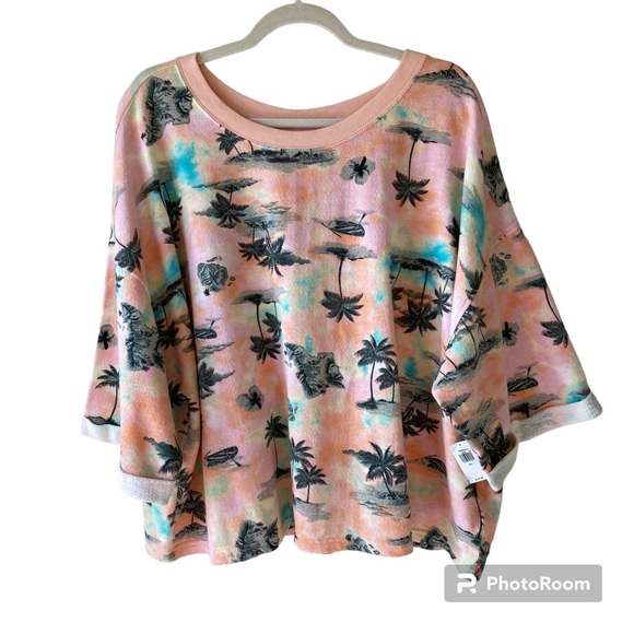 Old Navy Tops Nwt Old Navy Oversized Printed Califleece Elbow